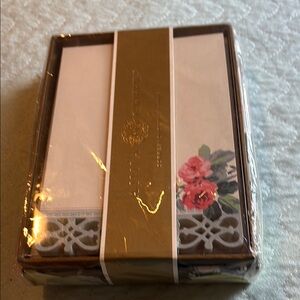 Floral Notecard Set with Blue  Accents Anna Griffin NWOT